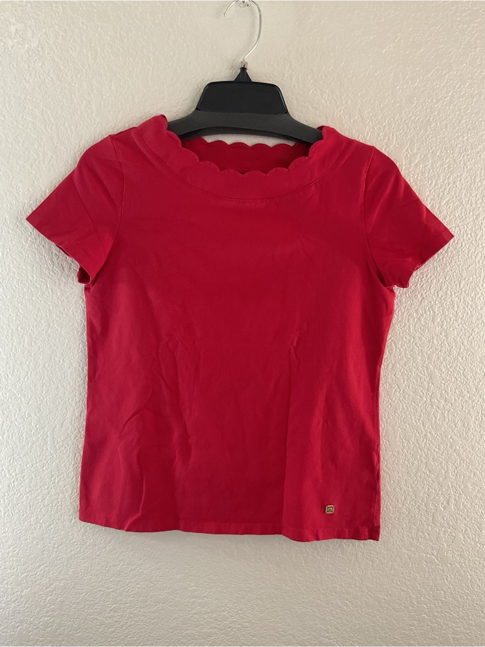 Anne Klein Sport Scalloped Neck Short Sleeve Muscle Tee Holiday Red